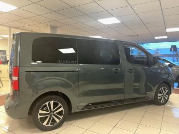 SPOTICAR Citroën Spacetourer Taille M Diesel 180 Business Eat8 Occasion - Familiale Diesel Vert - Saint Priest - 1203857079_3