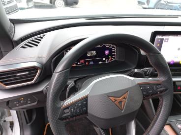 SPOTICAR Cupra Formentor 1.5 Tsi 150 Ch Dsg7 Business Edition Occasion - Suv-4x4 Essence Blanc - Wasquehal - 1203899432_2