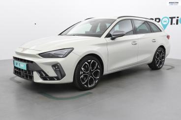 SPOTICAR Cupra Leon 1.5 Etsi Hybrid 150 Ch Dsg7 V Occasion - Berline Essence Taiga Gray - Montendre - 1203867760_1