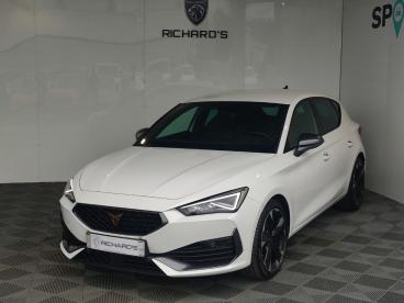 SPOTICAR Cupra Leon 1.5 Etsi 150 Dsg7 V Occasion - Berline Hybride Blanc - Treillieres - 1203955545_1