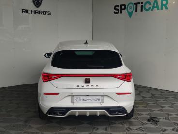 SPOTICAR Cupra Leon 1.5 Etsi 150 Dsg7 V Occasion - Berline Hybride Blanc - Treillieres - 1203955545_5