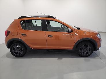 SPOTICAR Dacia Sandero Tce 90 Explorer Occasion - Citadine Essence Orange - Chambray Les Tours - 1203808869_4