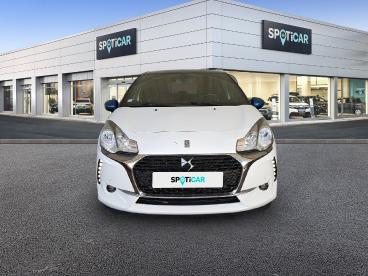 SPOTICAR Ds Ds 3 Puretech 130 S&s Bvm6 So Chic Occasion - Citadine Essence Blanc Toit Bleu - Roanne - 1203406652_2