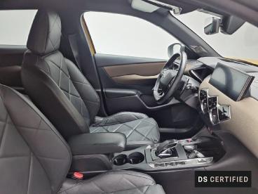 DS CERTIFIED Ds Ds 3 Crossback Puretech 130 Eat8 Grand Chic occasion certifiée - Citadine Essence Orange - Marignane - 3627656_5