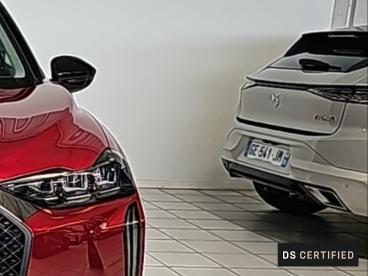 DS CERTIFIED Ds Ds 3 1.2 Hybride 136ch Bastille Automatique occasion certifiée - Citadine Hybride Rouge Diva (n) - Toit Noir - Pontoise - 3706168_2