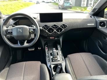 DS CERTIFIED Ds Ds 3 Crossback Puretech 130 Eat8 Performance Line+ occasion certifiée - Citadine Essence Gris - Velizy - 3735512_2