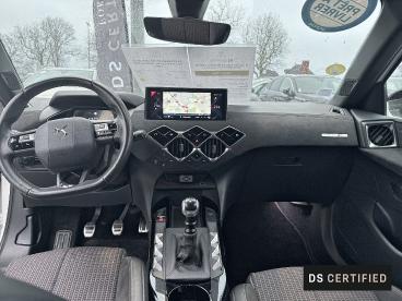 SPOTICAR Ds Ds 3 Crossback Bluehdi 100 Bvm6 Performance Line+ Occasion - Citadine Diesel Blanc - Orvault - 303771742_2