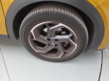 DS CERTIFIED Ds Ds 3 Crossback Puretech 155 Eat8 Grand Chic occasion certifiée - Citadine Essence Jaune - Marignane - 3790128_4