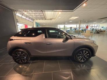 DS CERTIFIED Ds Ds 3 1.2 Hybride 136ch Edition France occasion certifiée - Citadine Hybride Gris Artense (m) - Toit Noir - Chelles - 4041244_4