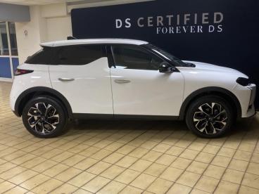 DS CERTIFIED Ds Ds 3 1.2 Puretech 130ch Opera Automatique occasion certifiée - Citadine Essence Blanc Banquise (o) - Toit Noir - Auxerre - 4102445_5