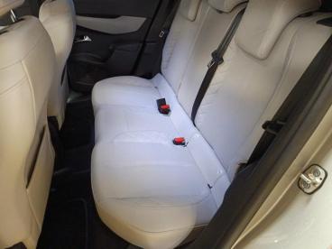 DS CERTIFIED Ds Ds 3 Crossback E-tense Grand Chic 4cv occasion certifiée - Citadine Electrique Cristal Pearl (m) - Toit Noir Perla Nera - Auxerre - 3331482_5