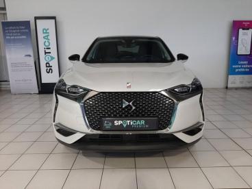 DS CERTIFIED Ds Ds 3 Crossback E-tense Grand Chic 4cv occasion certifiée - Citadine Electrique Blanc Perle Nacré (n) - Toit Diamond Red - Pontoise - 3706227_2