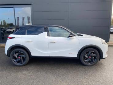 DS CERTIFIED Ds Ds 3 Crossback Bluehdi 130ch Performance Line Automatique 132g occasion certifiée - Citadine Diesel Blanc Banquise (o) - Blois - 3979310_3