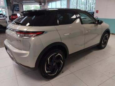 SPOTICAR Ds Ds 3 Crossback Bluehdi 130ch Grand Chic Automatique 98g Occasion - Citadine Diesel Cristal Pearl (m) - Toit Noir Perla Nera - Auxerre - 1204011622_4