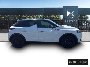 DS CERTIFIED Ds Ds 3 Crossback E-tense Grand Chic 4cv occasion certifiée - Citadine Electrique Blanc Perle Nacré - Toit Noir Perla N. - Saint Lo - 4091626_4