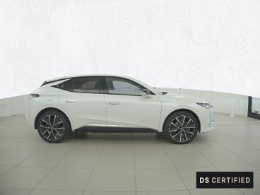 DS CERTIFIED Ds Ds 4 Hybride E-tense 225 Eat8 Performance Line+ occasion certifiée - Berline Hybride Rechargeable Blanc - Cholet - 3310840_4