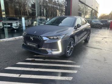 DS CERTIFIED Ds Ds 4 Hybride 136ch Antoine De Saint Exupery Automatique occasion certifiée - Berline Hybride Vol De Nuit (n)) - Vert Saint Denis - 3321615_1