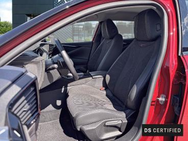 DS CERTIFIED Ds Ds 4 Bluehdi 130ch Performance Line Automatique occasion certifiée - Berline Diesel Rouge Velvet (n) - Trelissac - 3514906_5