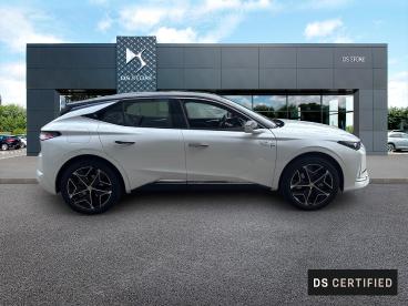 DS CERTIFIED Ds Ds 4 Hybride Rechargeable 225 Eat8 Ligne Or occasion certifiée - Berline Hybride Rechargeable Blanc - Besancon - 3627196_4