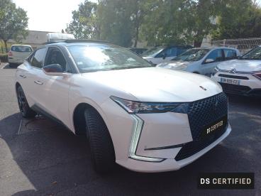 DS CERTIFIED Ds Ds 4 Hybride E-tense 225 Eat8 Performance Line+ occasion certifiée - Berline Hybride Rechargeable Kwe Blanc Nacre - Saumur - 3628713_3