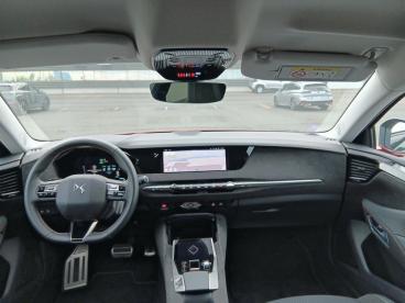 DS CERTIFIED Ds Ds 4 Hybride E-tense 225 Eat8 Performance Line+ occasion certifiée - Berline Hybride Rechargeable Rouge - Merignac - 3638160_2