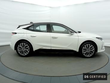 SPOTICAR Ds Ds 4 E-tense 225ch Trocadero Occasion - Berline Hybride Rechargeable Blanc Nacré (n) - Bourg En Bresse - 303654019_4