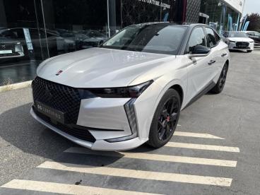 DS CERTIFIED Ds Ds 4 Puretech 130ch Performance Line Automatique occasion certifiée - Berline Essence Cristal Pearl (n) - Vert Saint Denis - 3655788_1