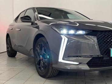 DS CERTIFIED Ds Ds 4 E-tense 225ch Performance Line + occasion certifiée - Berline Hybride Rechargeable Gris Platinium (m) - Illzach - 3797222_4