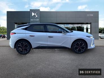 DS CERTIFIED Ds Ds 4 Puretech 130 Eat8 Performance Line+ occasion certifiée - Berline Essence Noir - Cerise - 3878161_4