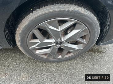 DS CERTIFIED Ds Ds 4 Hybride E-tense 225 Eat8 Cross Trocadero occasion certifiée - Berline Hybride Rechargeable Noir - Villeneuve D'ascq - 3888056_4