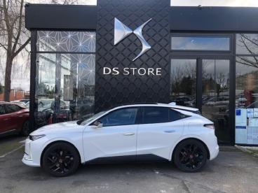 DS CERTIFIED Ds Ds 4 E-tense 225ch Performance Line + occasion certifiée - Berline Hybride Rechargeable Blanc - Chambourcy - 3911826_4