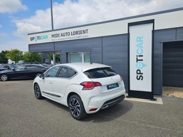 SPOTICAR Ds Ds 4 Puretech 130 So Chic Occasion - Berline Essence Blanc Nacré - Caudan - 1203914244_2