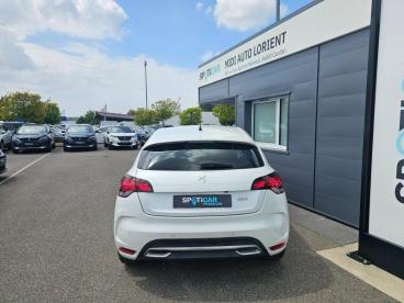 SPOTICAR Ds Ds 4 Puretech 130 So Chic Occasion - Berline Essence Blanc Nacré - Caudan - 1203914244_3