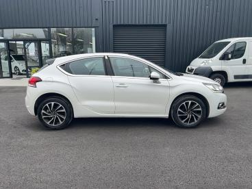 SPOTICAR Ds Ds 4 Puretech 130 S&s Bvm6 So Chic Occasion - Berline Essence Blanc - Chateau Thebaud - 1203953795_4