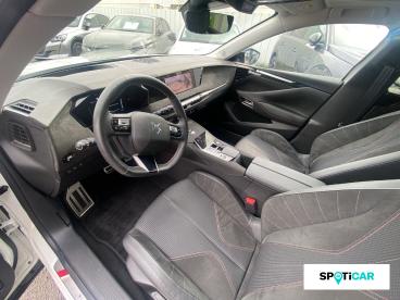 SPOTICAR Ds Ds 4 Hybride E-tense 225 Eat8 Performance Line+ Occasion - Berline Hybride Rechargeable Blanc - Trans en provence - 1203992810_2