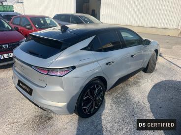 DS CERTIFIED Ds Ds 4 Hybride E-tense 225 Eat8 La Premiere occasion certifiée - Berline Hybride Rechargeable Gris - Marignane - 4097829_3