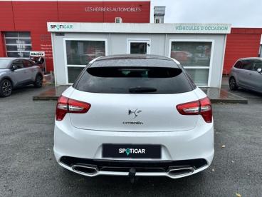 SPOTICAR Ds Ds 5 Hybrid4 Airdream Sport Chic Bmp6 Occasion - Berline Hybride Blanc Nacré - Les Herbiers - 1203748655_5