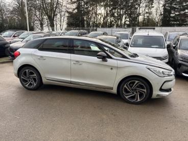 SPOTICAR Ds Ds 5 Thp 165ch Performance Line S&s Eat6 Occasion - Berline Essence Blanc Nacré - Vert Saint Denis - 1203799659_4