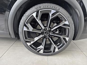 DS CERTIFIED Ds Ds 7 Crossback 1.6 Plug-in Hybrid 4x4 360ch Performance occasion certifiée - Suv Hybride Rechargeable Noire Perla Nera (n) - Le Havre - 3785287_3