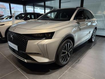 DS CERTIFIED Ds Ds 7 Crossback 1.6 Plug-in Hybrid 225ch Edition France occasion certifiée - Suv Hybride Rechargeable Cristal Pearl (m) - Clermont Ferrand - 3806184_1
