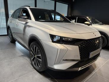 DS CERTIFIED Ds Ds 7 Crossback 1.6 Plug-in Hybrid 225ch Edition France occasion certifiée - Suv Hybride Rechargeable Cristal Pearl (m) - Clermont Ferrand - 3806184_3