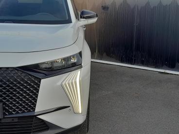 DS CERTIFIED Ds Ds 7 Crossback E-tense 225 Performance Line occasion certifiée - Suv Hybride Rechargeable Blanc - Montrond Les Bains - 3871250_5