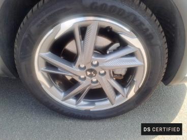 SPOTICAR Ds Ds 7 Crossback Crossback Hybride E-tense 300 Eat8 4x4 Rivoli Occasion - Suv-4x4 Hybride Rechargeable Blanc - Lomme - 304117347_4