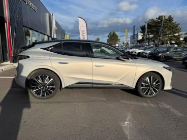 DS CERTIFIED Ds Ds N°4 Dsn4 E-tense 213ch Etoile occasion certifiée - Berline Electrique Cristal Pearl (m) - Clermont Ferrand - 3846068_4