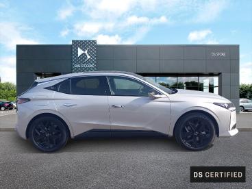 DS CERTIFIED Ds Ds N°4 Dsn4 Plug-in Hybrid 225 Etoile - Cuir Nappa occasion certifiée - Berline Hybride Rechargeable Beige - Bourgoin Jallieu - 3955592_4