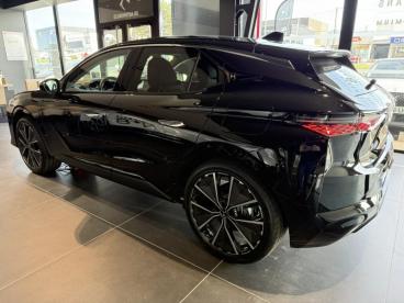 DS CERTIFIED Ds Ds N°4 Dsn4 Plug-in Hybrid 225ch Etoile Nappa occasion certifiée - Berline Hybride Rechargeable Noir Perla Nera (m) - Clermont Ferrand - 3963042_5
