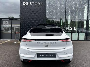 DS CERTIFIED Ds Ds N°4 Dsn4 E-tense Etoile - Alcantara occasion certifiée - Berline Electrique Blanc - Evreux - 4053285_4