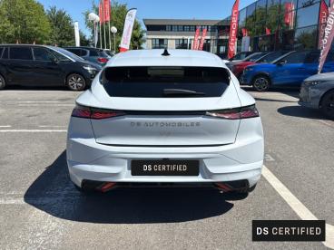 DS CERTIFIED Ds Ds N°4 Dsn4 Bluehdi 130ch Etoile Nappa Eat8 occasion certifiée - Berline Diesel Blanc Albâtre (m) - Compiegne - 4097027_5