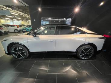 DS CERTIFIED Ds Ds N°8 Dsn8 Electrique 245ch Long Range Jules Verne occasion certifiée - Berline Electrique Cristal Pearl (m) - Chelles - 3675090_3