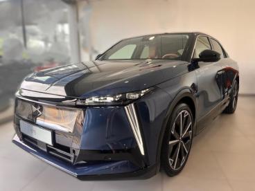 DS CERTIFIED Ds Ds N°8 Dsn8 Electrique 350ch Long Range Etoile Awd occasion certifiée - Berline Electrique Bleu - Illzach - 3879443_1
